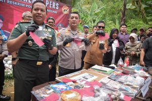 Operasi Polresta Bandung Berhasil Tutup Tambang Emas Ilegal 14 Tahun, 7 Pelaku Ditangkap