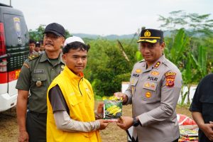 Polres Tasikmalaya Kota menggelar kerjasama Penanaman Jagung Serentak 1 juta Hektar 